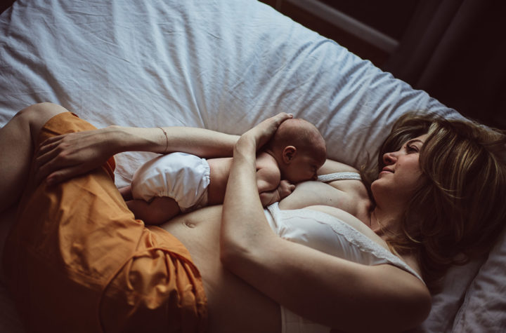 Why postpartum photography is so different from traditional newborn photography